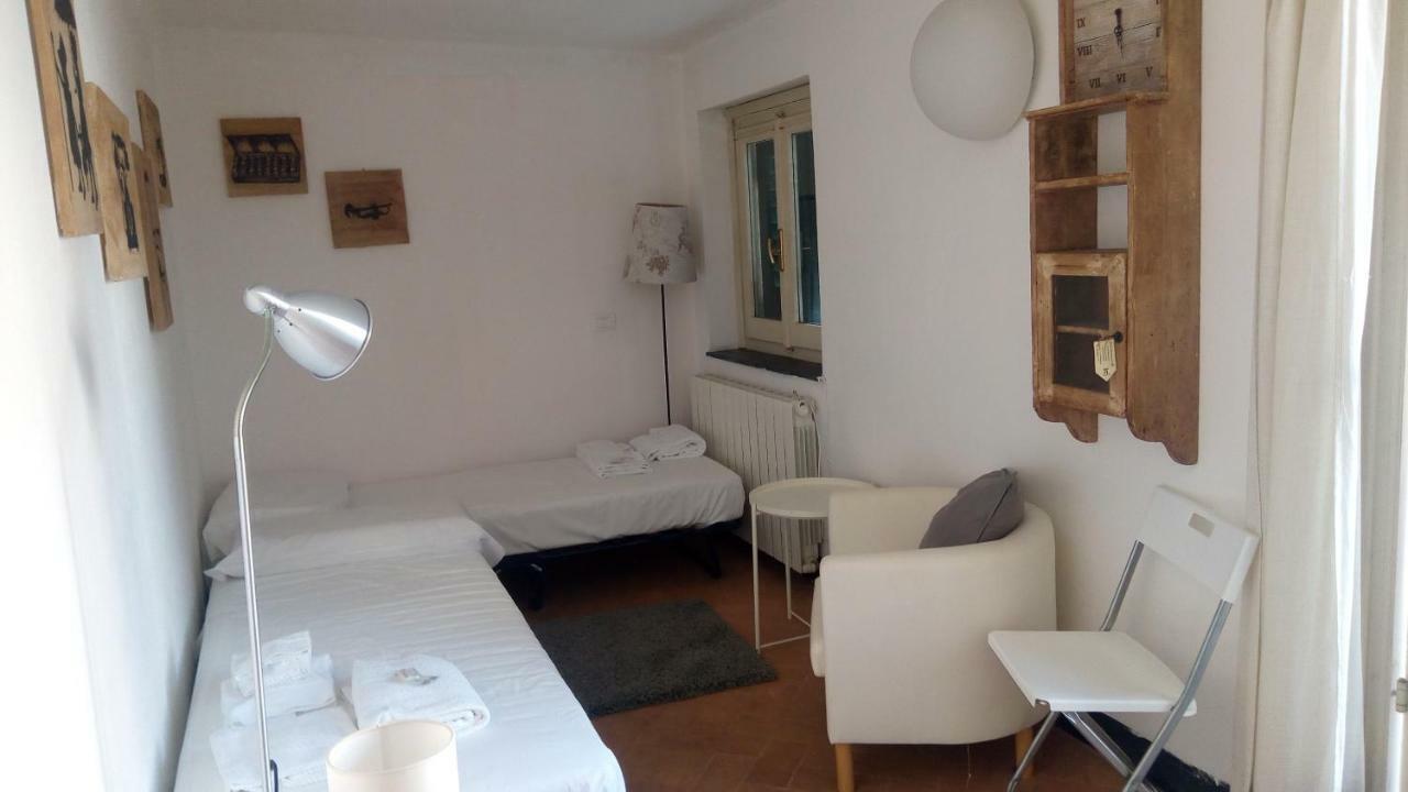 Al Chiostro Guesthouse Genoa Exterior photo